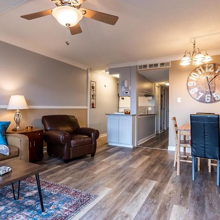 Sky High Views!!-Peak Mountaintop-Outdoor Pool-Close To Downtown-Private Balcony-Wifi-Cable Gatlinburg Extérieur photo