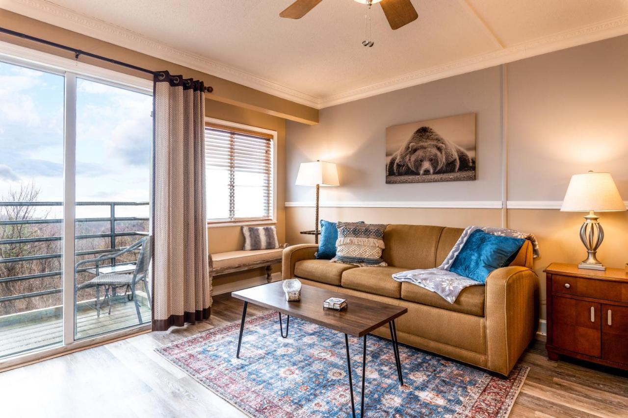 Sky High Views!!-Peak Mountaintop-Outdoor Pool-Close To Downtown-Private Balcony-Wifi-Cable Gatlinburg Extérieur photo