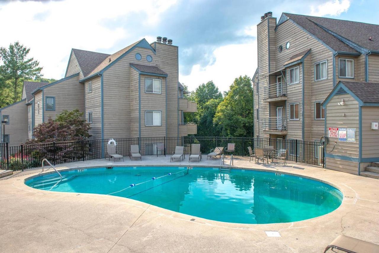 Sky High Views!!-Peak Mountaintop-Outdoor Pool-Close To Downtown-Private Balcony-Wifi-Cable Gatlinburg Extérieur photo