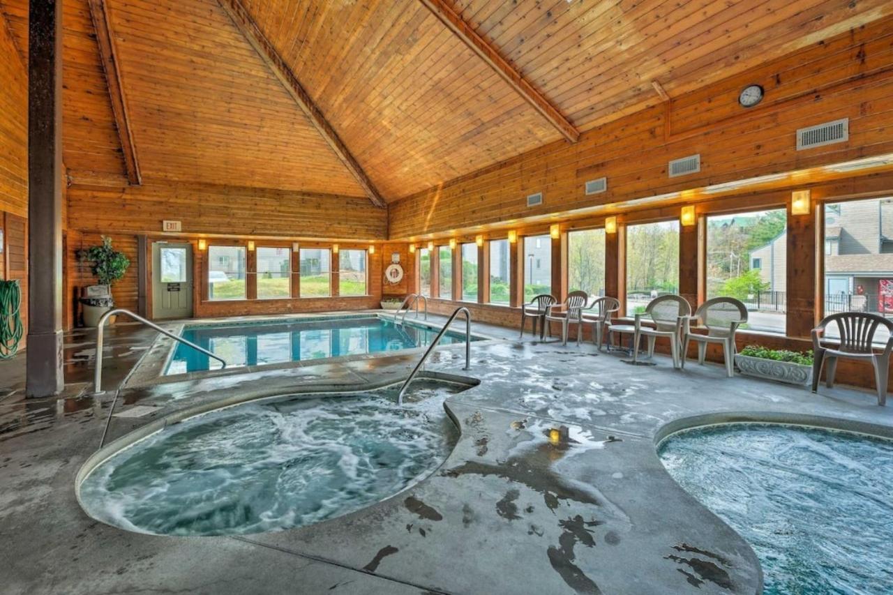 Sky High Views!!-Peak Mountaintop-Outdoor Pool-Close To Downtown-Private Balcony-Wifi-Cable Gatlinburg Extérieur photo